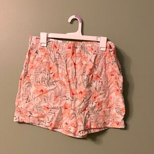 Briggs New York Women's Floral Cargo Shorts - Peach and Gray